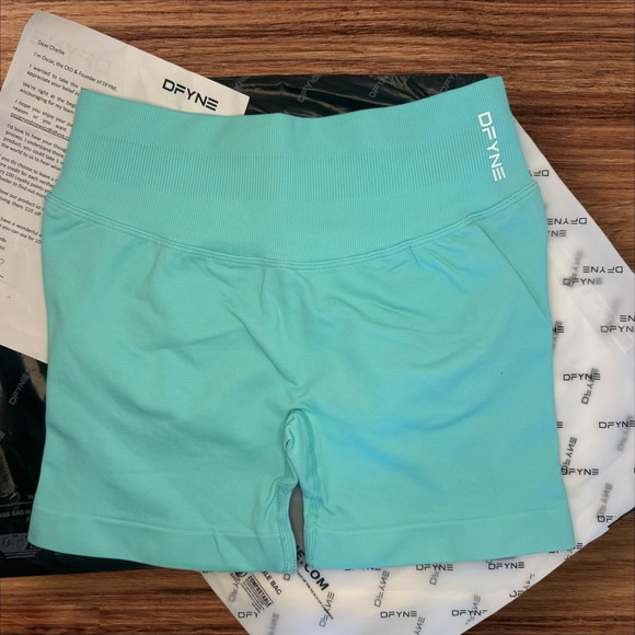 Dfyne impact shorts color ocean mist blue size small - Picture 4 of 5